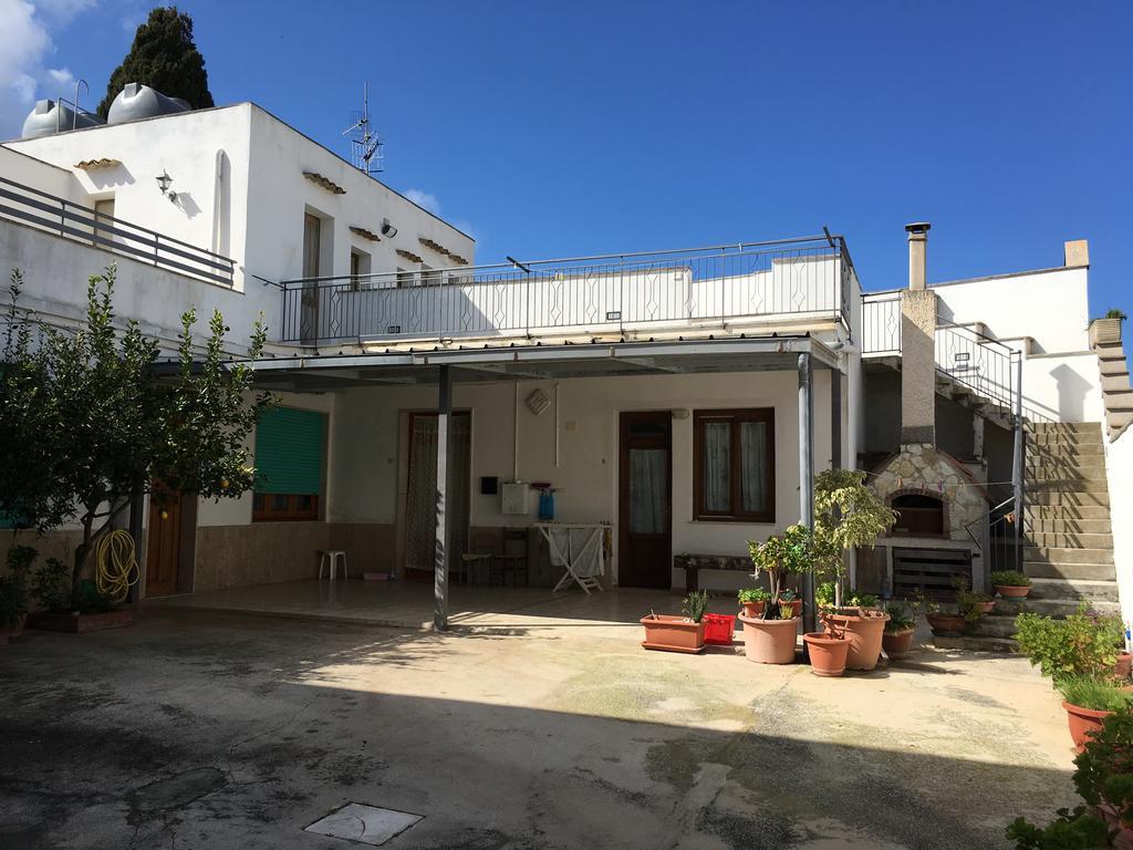 Camere Con Terrazzino Valderice Εξωτερικό φωτογραφία